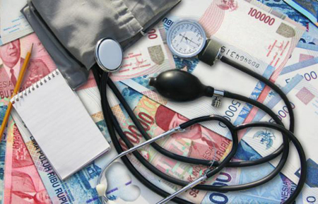 Dugaan Korupsi Alkes, 3 Dokter RSUD Arifin Achmad Divonis Bebas